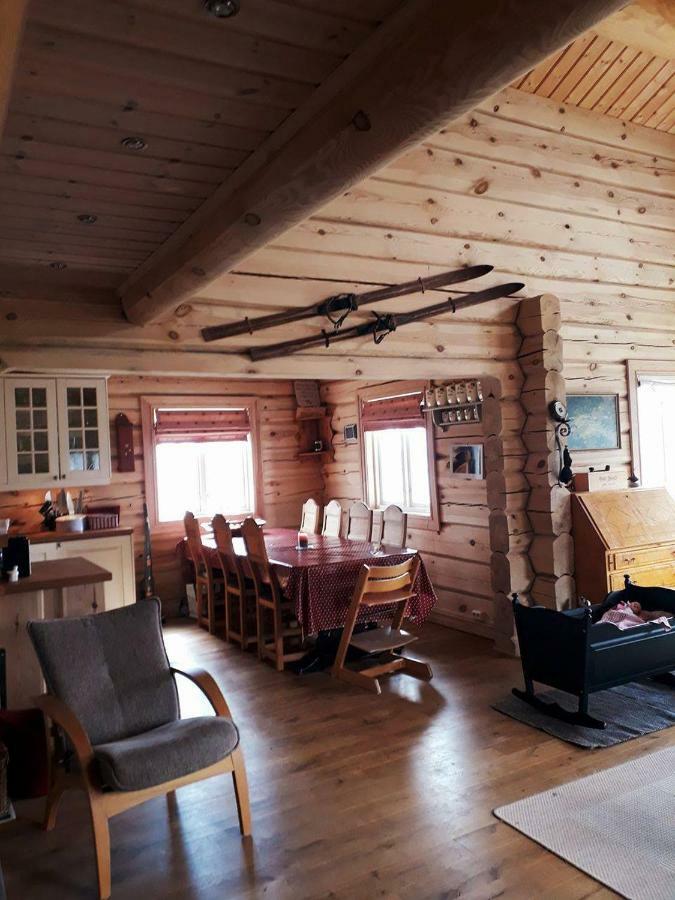 Blazerbu Four-Bedroom Chalet Myro Exterior foto